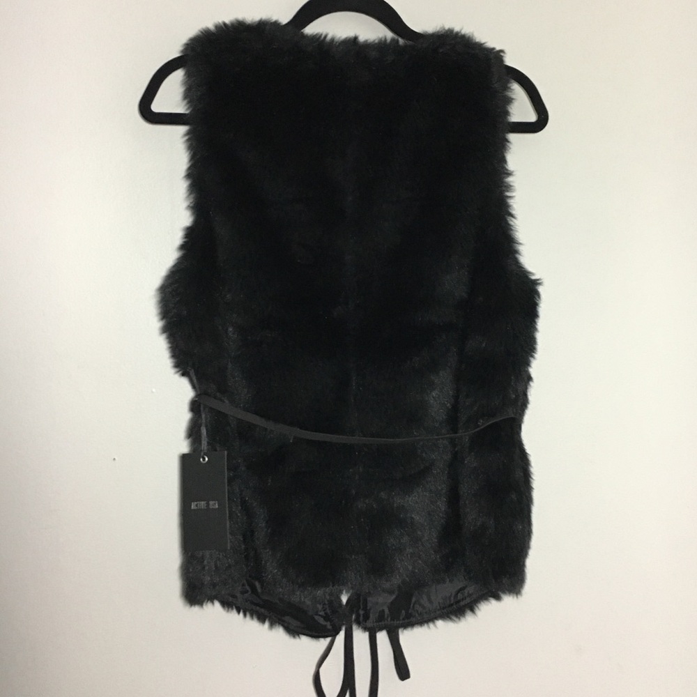 Black Faux Fur Vest With Suede Belt - Picture 2 of 4